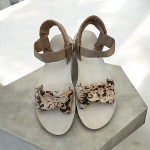 Clarks Seanna Sun Sport Sandal Leather Women's Size 10 Comfort Slip On